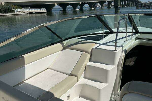 2013 Sea Ray 37