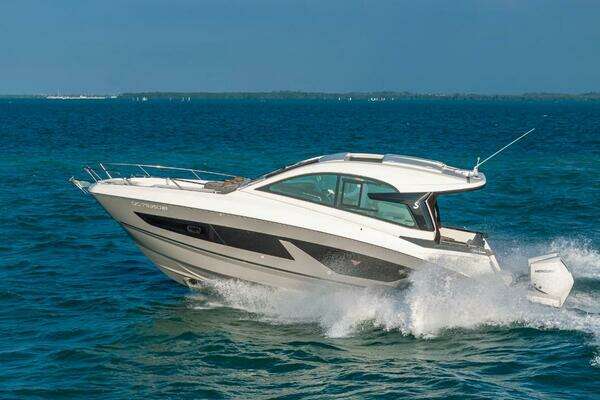 Photo of the 2021 Beneteau Gran Turismo 32