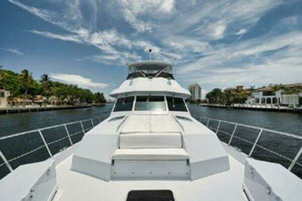 Hatteras 74 Cockpit Motor Yacht Yacht For Sale