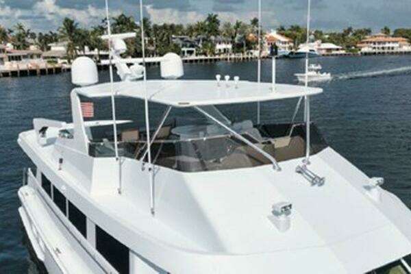 Hatteras 74 Cockpit Motor Yacht Yacht For Sale