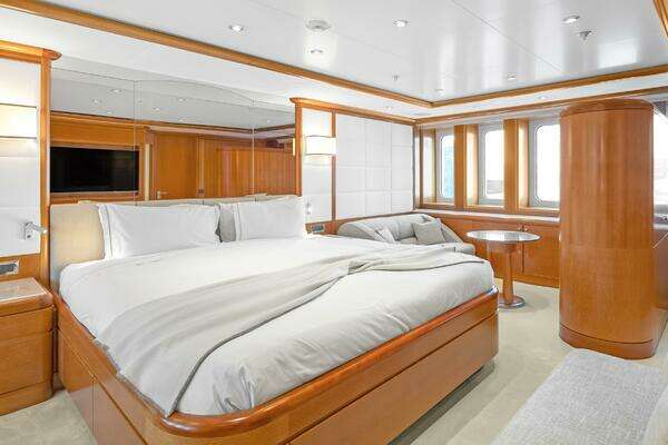2003 Royal Denship 137