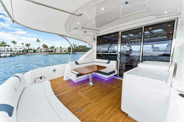 DASH 60ft Riviera Yacht For Sale