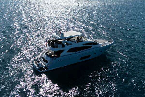 Photo of the 2015 Sunseeker 75