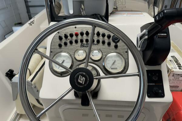 17ft Carolina Skiff Yacht For Sale