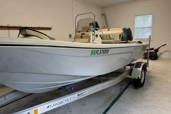 17ft Carolina Skiff Yacht For Sale