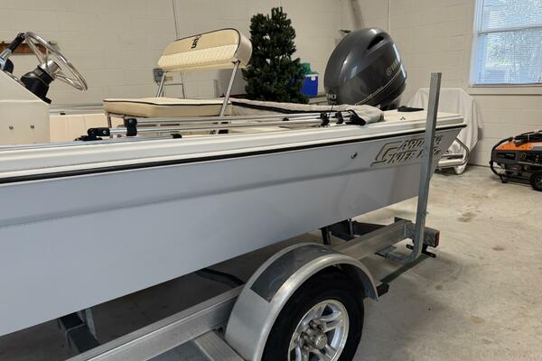 17ft Carolina Skiff Yacht For Sale