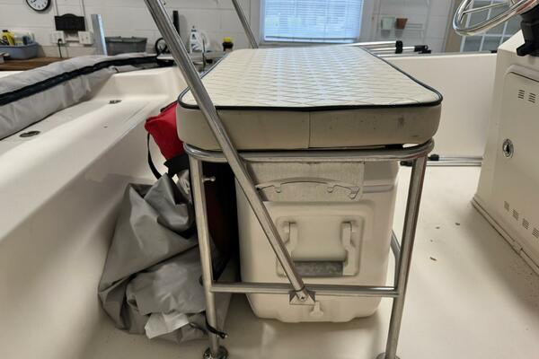 17ft Carolina Skiff Yacht For Sale