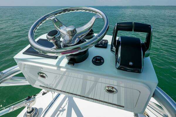 SeaHunter 31 Tournament Yacht For Sale