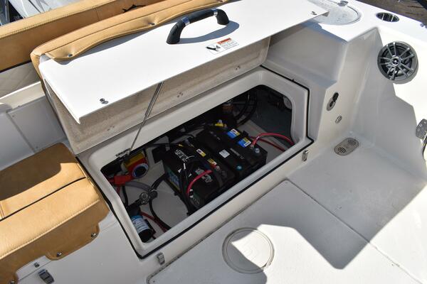 24ft Sea Chaser Yacht For Sale 24ft Sea Chaser Yacht For Sale