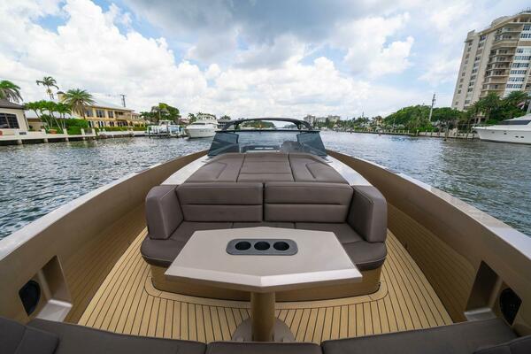 COBRA 45ft Vanquish Yachts Yacht For Sale