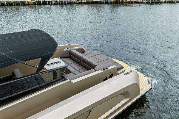 2022 Vanquish Yachts 45