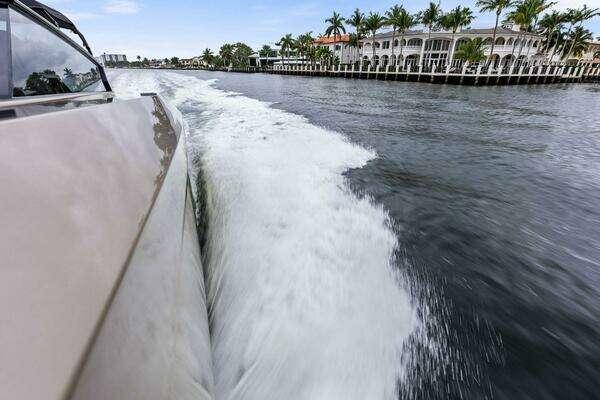 2022 Vanquish Yachts 45