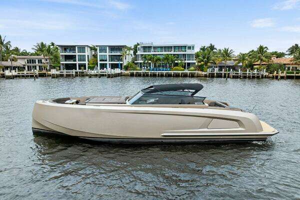 2022 Vanquish Yachts 45