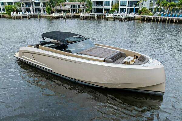 2022 Vanquish Yachts 45