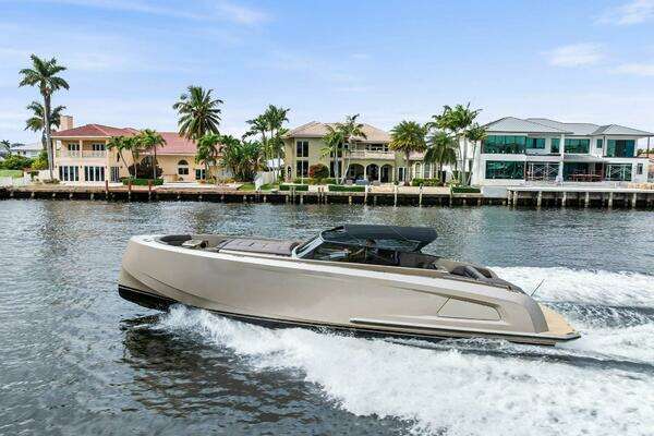 2022 Vanquish Yachts 45