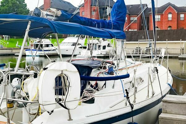 Miss Daisy 32ft Ericson Yacht For Sale