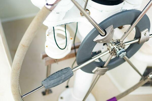 Miss Daisy 32ft Ericson Yacht For Sale