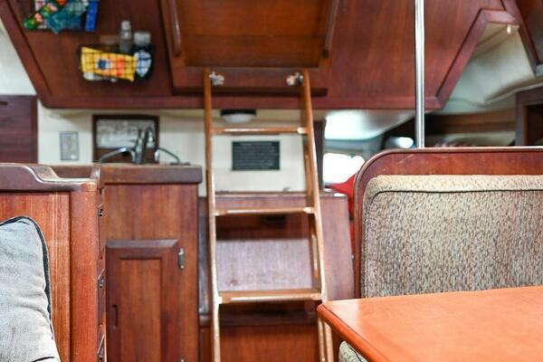 Miss Daisy 32ft Ericson Yacht For Sale