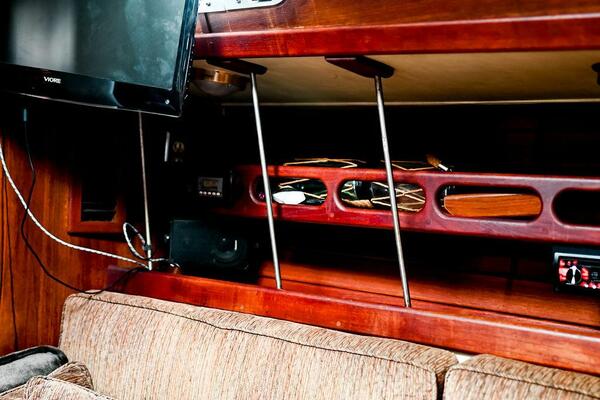 Miss Daisy 32ft Ericson Yacht For Sale