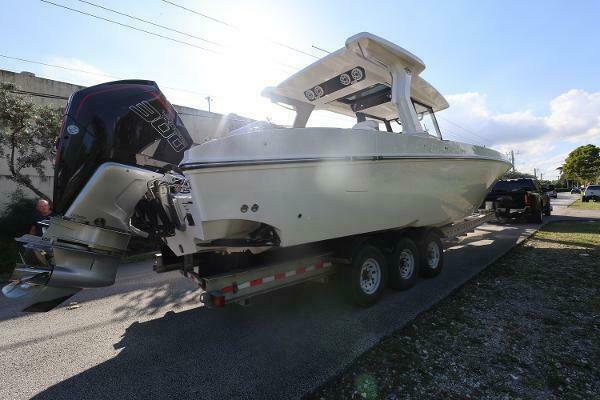 38ft Fountain Yacht For Sale