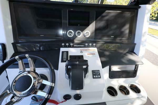 38ft Fountain Yacht For Sale