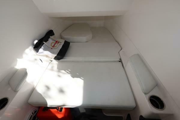 38ft Fountain Yacht For Sale