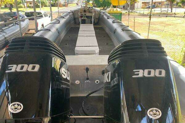 2001 Zodiac Milpro 30