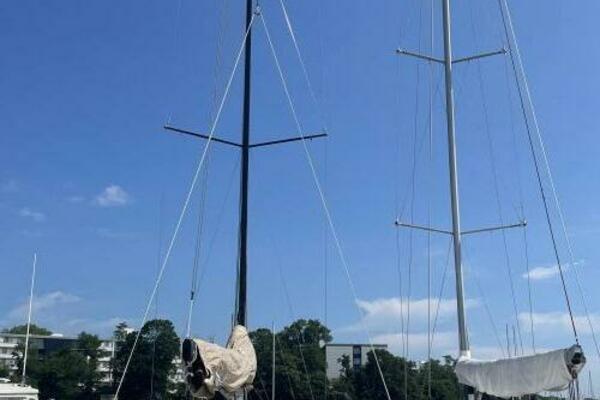 QUERENCIA 42ft Italia Yachts Yacht For Sale