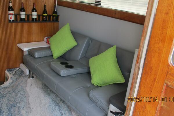 32ft Luhrs Yacht For Sale