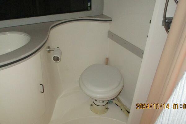 32ft Luhrs Yacht For Sale