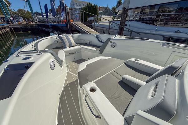 38ft Wellcraft Yacht For Sale