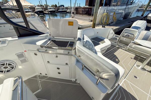 38ft Wellcraft Yacht For Sale