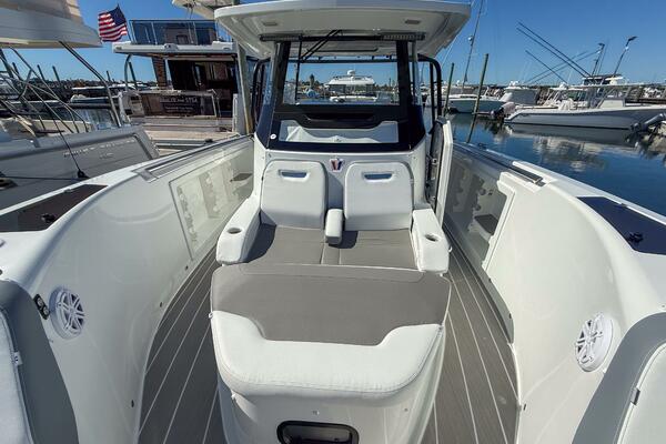 38ft Wellcraft Yacht For Sale