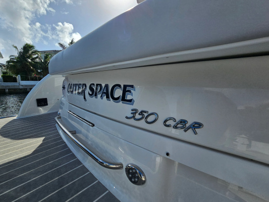 OUTER SPACE 35ft Formula Yacht For Sale