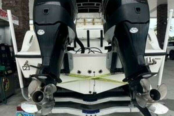 28ft Mako Yacht For Sale