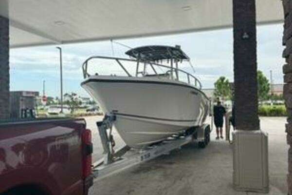 28ft Mako Yacht For Sale