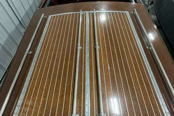 Photo of the 1930 Chris-Craft Custom Runabout "Antiquity"