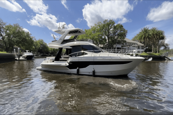 Galeon 500 FLY Yacht For Sale