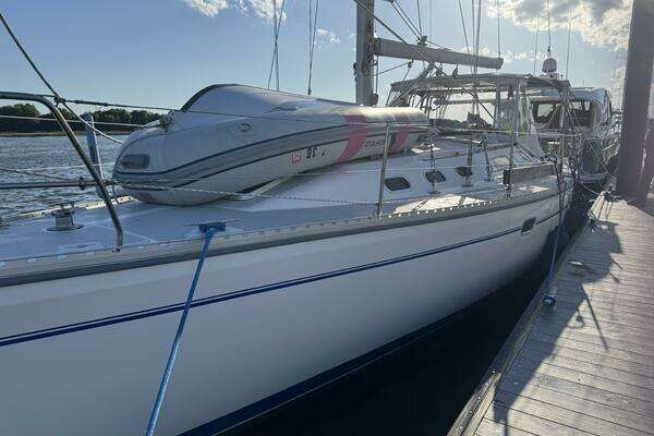 Photo of the 2001 Catalina 400 MKII "SHENANIGANS"