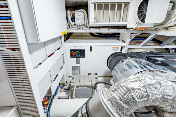 2018 Ocean Alexander 71