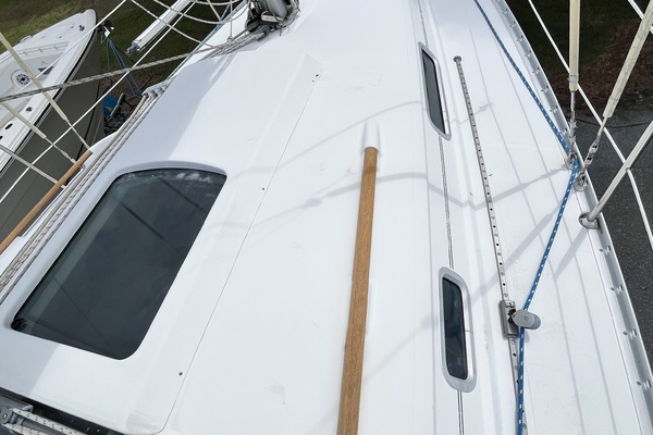 Peace n Quiet 31ft Beneteau Yacht For Sale