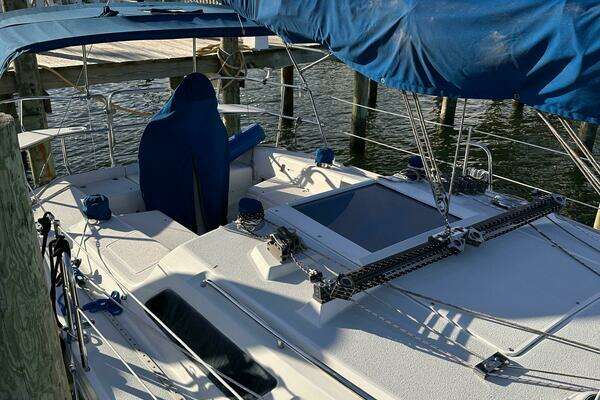 Photo of the 2000 Catalina 28 MKII "Scarlett B"