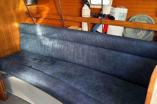 Photo of the 2000 Catalina 28 MKII "Scarlett B"