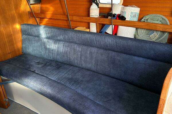 Photo of the 2000 Catalina 28 MKII "Scarlett B"