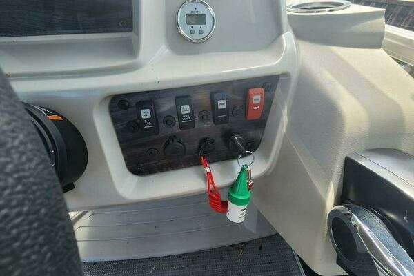 Photo of the 2023 SunChaser Vista 16