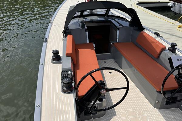 33ft Saffier Yacht For Sale