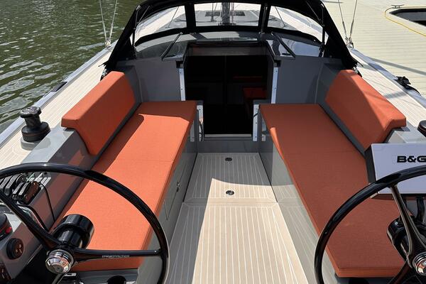 33ft Saffier Yacht For Sale