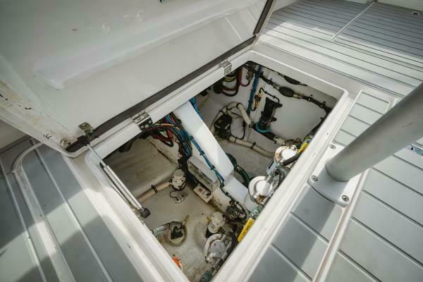 47ft Intrepid Yacht For Sale