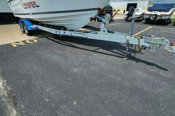 Photo of the 2000 Seaswirl Striper Striper 2600 WA