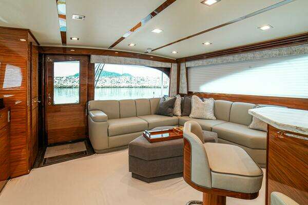 Photo of the 2023 Viking 72 Convertible "Free Spool"